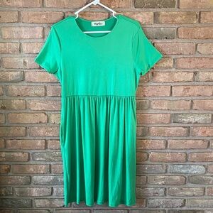Haptics Vibrant Green Midi Dress Medium